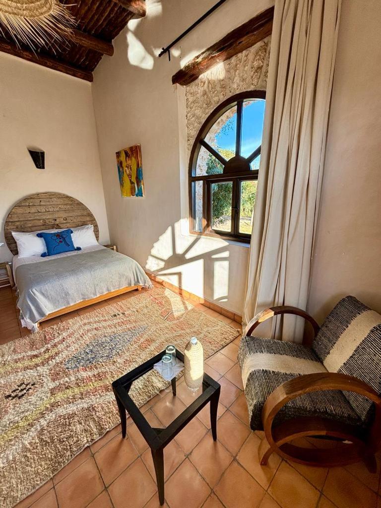 Maison La Chevre Hotel Szavíra Kültér fotó